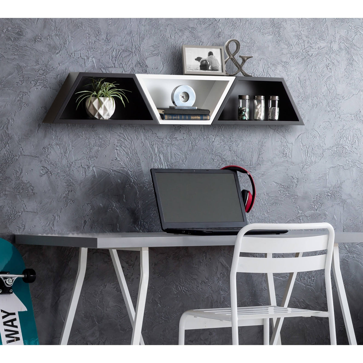 White Wall Shelf Set of 2 D786202