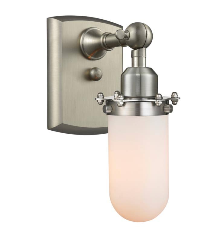 1 Light Sconce F8916