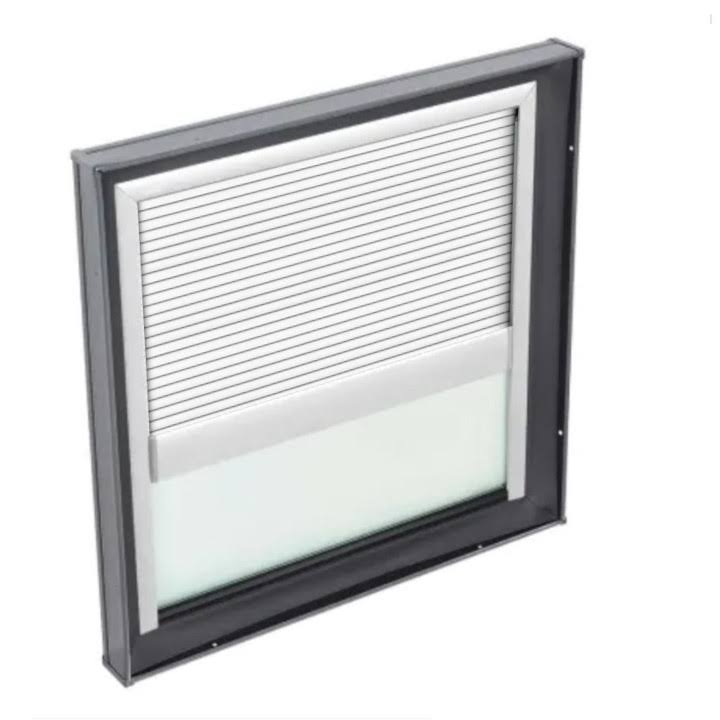 Skylight with Accessory Tray and Blinds Venetian Eggshell White V85858