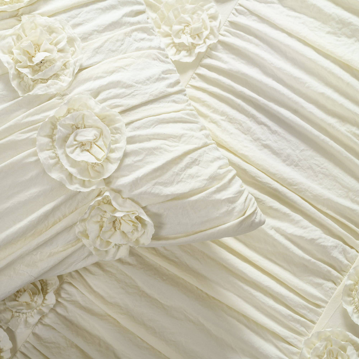 Ivory King Comforter Set J175