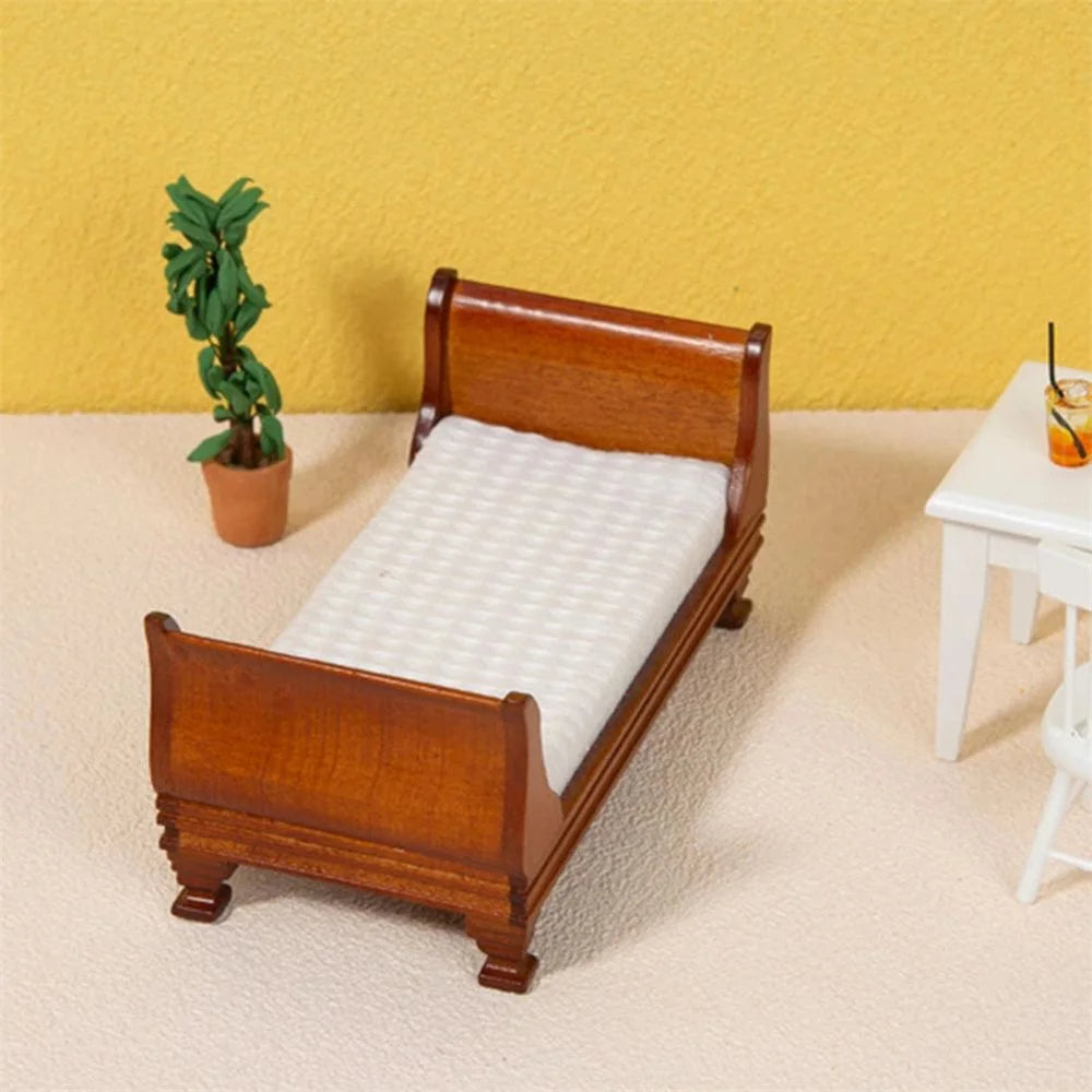 1:12 Dollhouse Bed Model Toy A330301