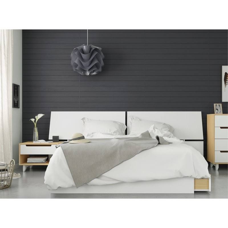 Natural Maple White Queen Size Bedroom Set R759245