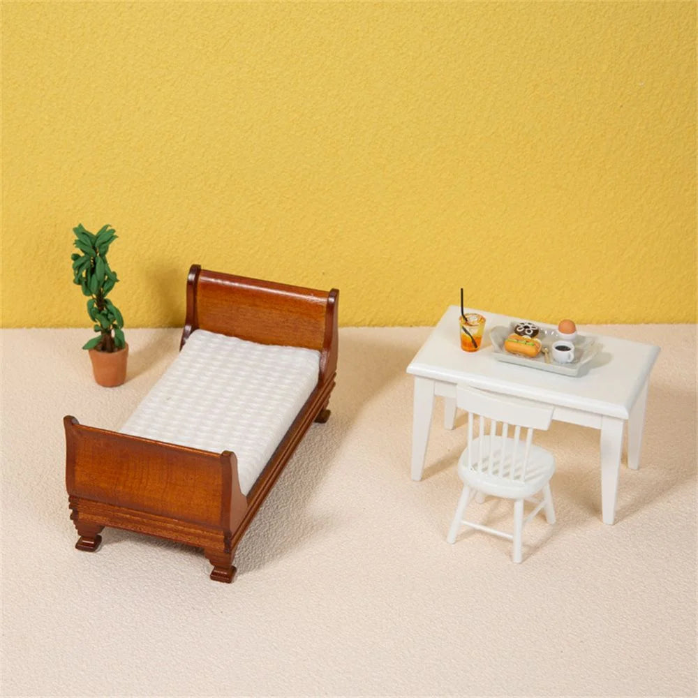 1:12 Dollhouse Bed Model Toy A330301