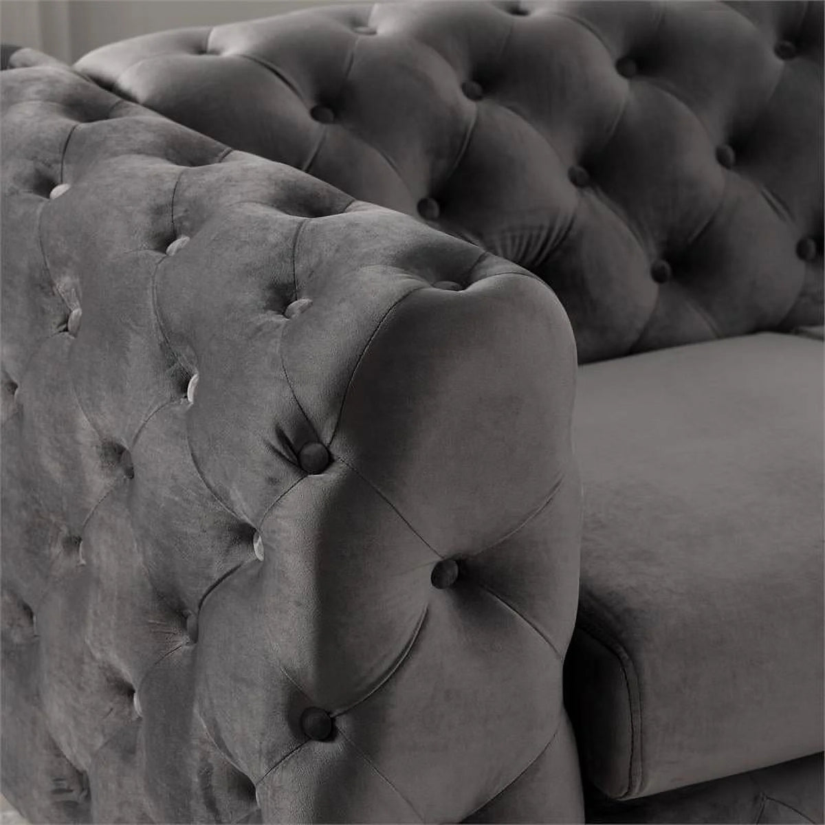Dark Gray Fabric Tufted Chair I8107